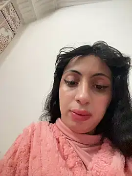 Snapshot of majdolin78 chatting on 02-18-25, 02:49 majdolin78 online show from 02-18-25, 02:49