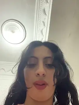 majdolin78 online show from 12-19-25, 05:59