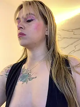 RayaCarr  online show from 06-30-26, 01:11