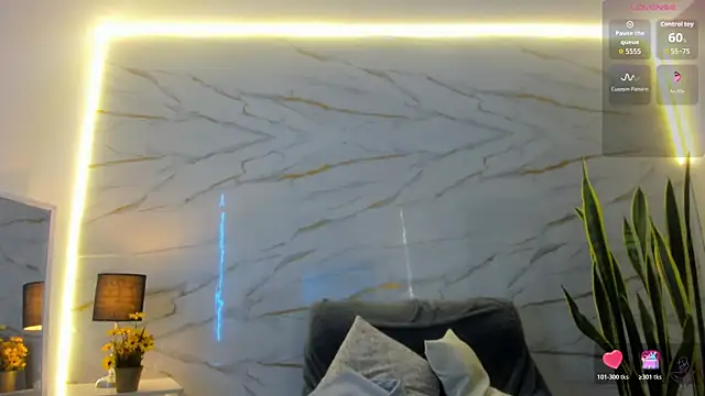 RayaCarr  online show from 05-14-26, 01:08