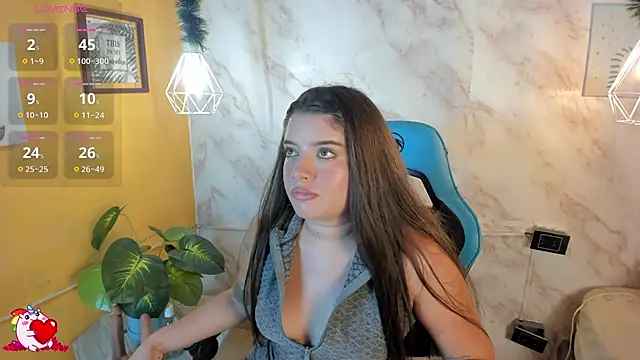 Snapshot of Lia_little18 chatting on 05-01-26, 08:03 Lia little18 online show from 05-01-26, 08:03