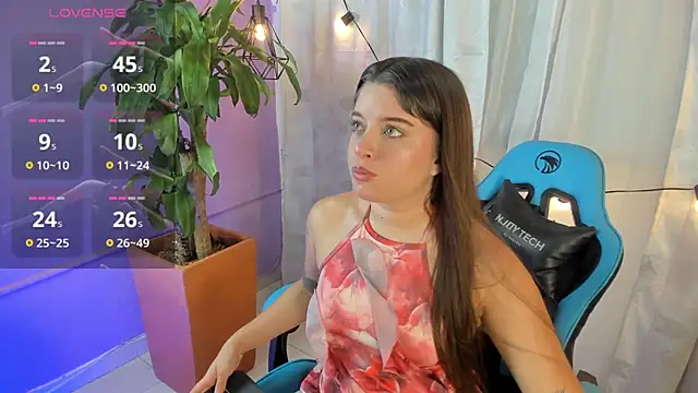 Snapshot of Lia_little18 chatting on 06-04-26, 10:25 Lia little18 online show from 06-04-26, 10:25
