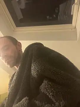 Snapshot of wyattstone chatting on 02-01-26, 03:05 wyattstone online show from 02-01-26, 03:05