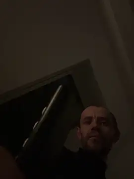 Snapshot of wyattstone chatting on 02-05-26, 01:01 wyattstone online show from 02-05-26, 01:01