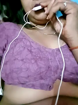 Snapshot of Bina_Bhanot chatting on 03-16-25, 02:43 Bina Bhanot online show from 03-16-25, 02:43