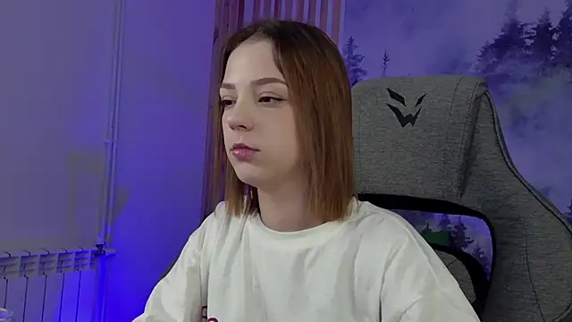 PamBeesly online show from 11-27-25, 09:10