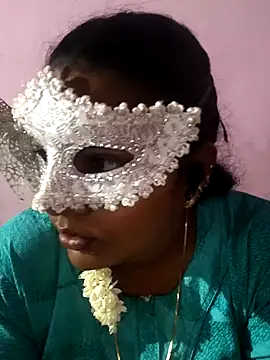 Snapshot of Tamil_queenbaby chatting on 09-13-25, 05:46 Tamil queenbaby online show from 09-13-25, 05:46