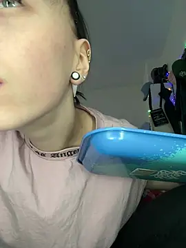 Ciara2004 online show from 01-17-26, 08:51