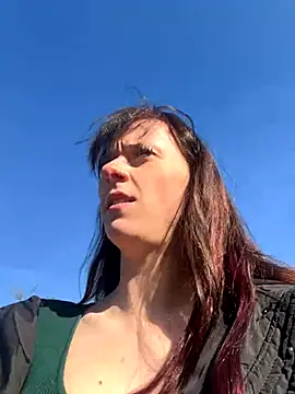 Snapshot of Ciara2004 chatting on 11-07-25, 10:42 Ciara2004 online show from 11-07-25, 10:42