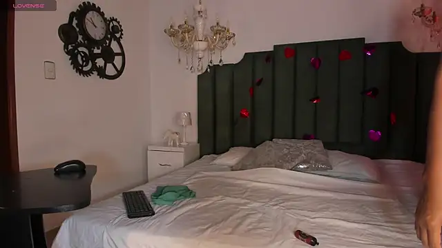 Snapshot of AnthonelaRusso_ chatting on 02-12-26, 03:50 AnthonelaRusso online show from 02-12-26, 03:50