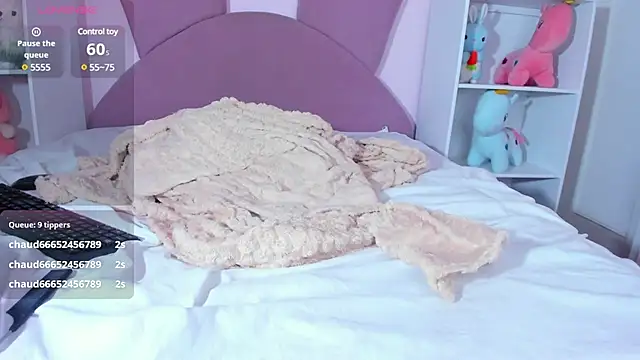 Snapshot of Zoe_Cheshire chatting on 03-15-25, 10:03 Zoe Cheshire online show from 03-15-25, 10:03