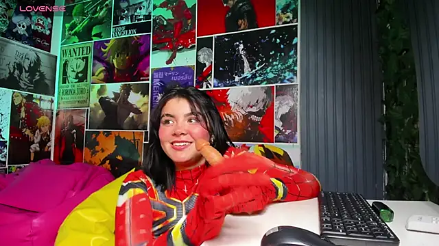 Snapshot of Zoe_Cheshire chatting on 02-12-25, 04:12 Zoe Cheshire online show from 02-12-25, 04:12