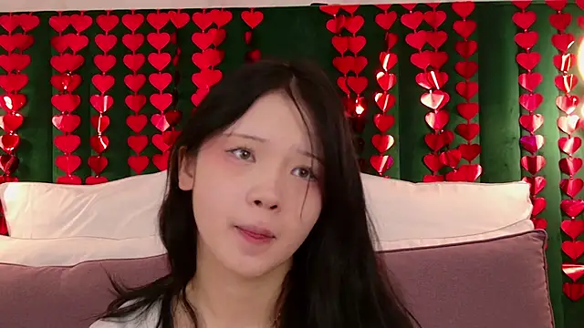 AnneCurtis online show from 02-13-26, 03:06