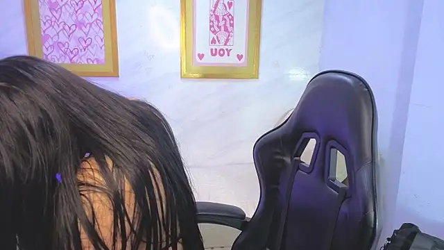 Paulette v online show from 03-28-26, 01:12