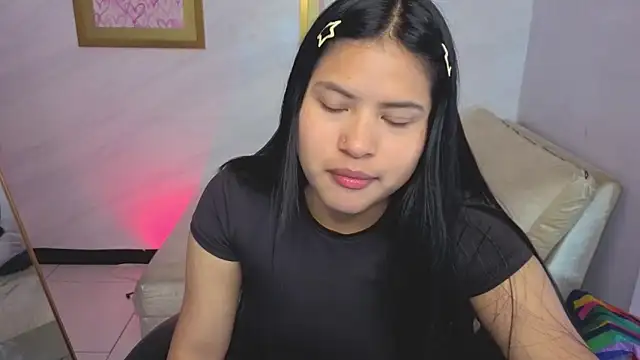 Paulette v online show from 04-22-26, 01:07