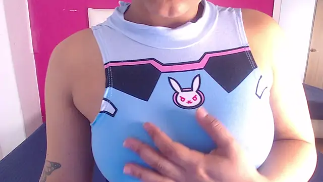 tinyy whore18 online show from 10-07-25, 04:41
