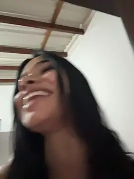 Bella Smiith  online show from 11-06-25, 09:41