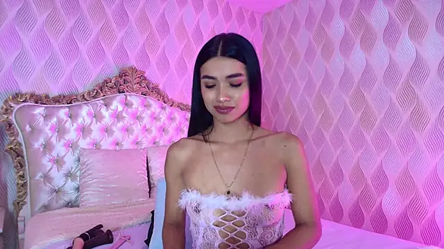 Bella Smiith  online show from 01-05-26, 05:27