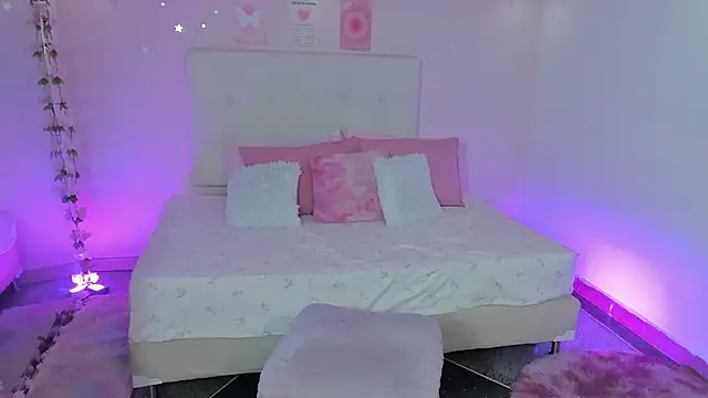 ScarlettDreamss7 online show from 11-07-25, 12:10