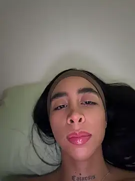 sophierooy22 online show from 07-15-26, 04:03
