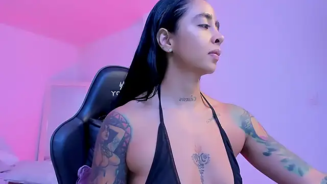 sophierooy22 online show from 03-25-26, 01:54