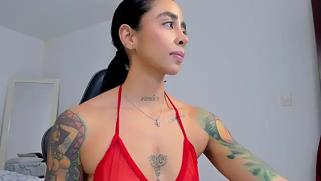 sophierooy22 online show from 07-13-26, 12:43