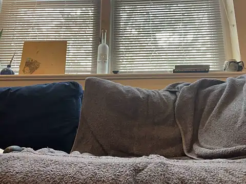 Snapshot of Prolapse_Pig chatting on 09-21-25, 06:02 Prolapse Pig online show from 09-21-25, 06:02