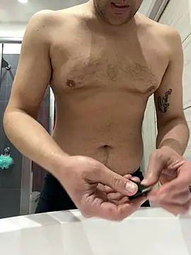 Greeneyes0820 online show from 02-04-25, 01:48