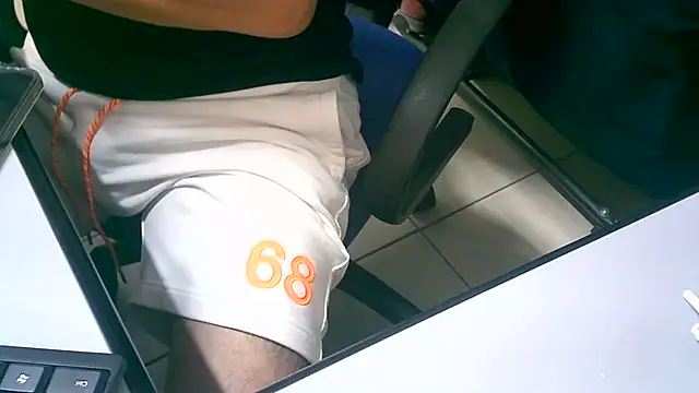 Greeneyes0820 online show from 09-17-25, 11:01