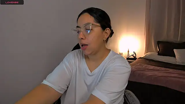 Snapshot of brithany_olson25 chatting on 09-12-25, 12:05 brithany olson25 online show from 09-12-25, 12:05