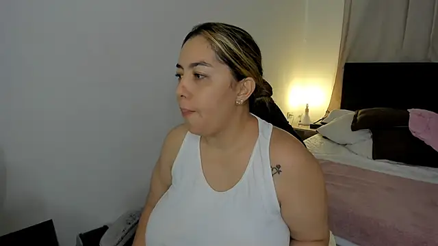 brithany olson25 online show from 03-11-26, 01:05