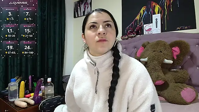 Emmie Hot online show from 10-23-25, 12:04