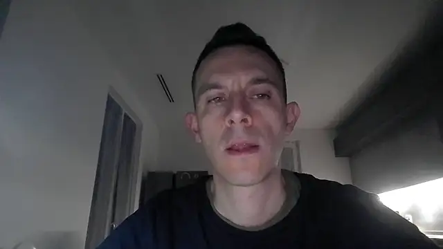 Snapshot of Masterclassyfeet chatting on 02-14-25, 10:25 Masterclassyfeet online show from 02-14-25, 10:25