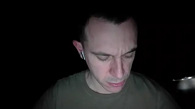 Snapshot of Masterclassyfeet chatting on 02-16-25, 10:11 Masterclassyfeet online show from 02-16-25, 10:11