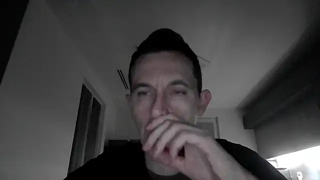 Snapshot of Masterclassyfeet chatting on 02-26-25, 10:26 Masterclassyfeet online show from 02-26-25, 10:26