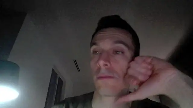 Snapshot of Masterclassyfeet chatting on 02-25-25, 09:04 Masterclassyfeet online show from 02-25-25, 09:04