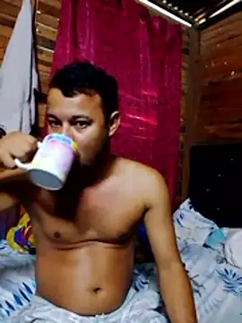 Snapshot of Lily_Sweet24 chatting on 01-06-26, 12:42 Lily Sweet24 online show from 01-06-26, 12:42