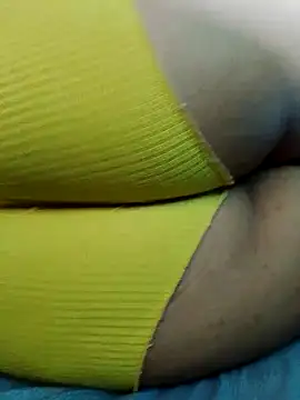 Snapshot of Lily_Sweet24 chatting on 02-16-26, 06:50 Lily Sweet24 online show from 02-16-26, 06:50