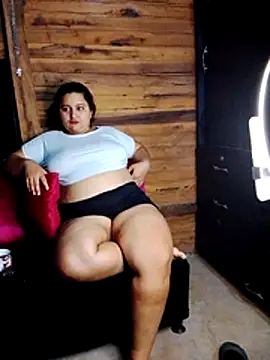 Snapshot of Lily_Sweet24 chatting on 12-20-25, 11:46 Lily Sweet24 online show from 12-20-25, 11:46