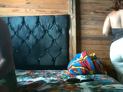 Snapshot of Lily_Sweet24 chatting on 11-18-25, 03:15 Lily Sweet24 online show from 11-18-25, 03:15