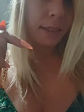 Snapshot of SweetyNinaOff1 chatting on 10-15-25, 12:20 SweetyNinaOff1 online show from 10-15-25, 12:20