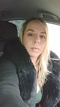 Snapshot of SweetyNinaOff1 chatting on 01-17-26, 03:37 SweetyNinaOff1 online show from 01-17-26, 03:37