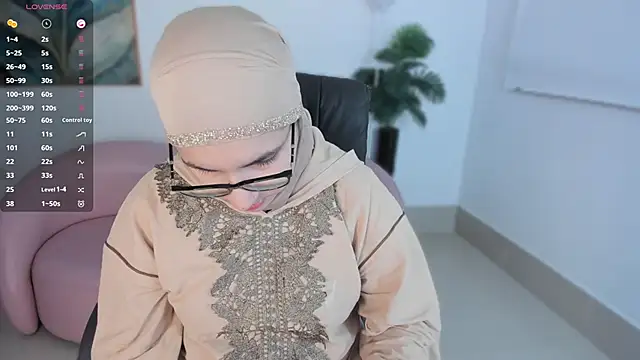Ayha khalaf online show from 10-03-25, 01:31