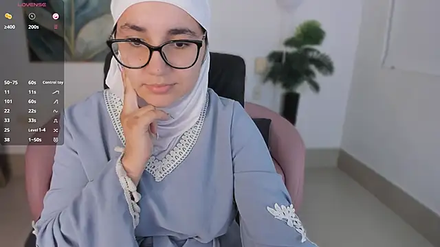 Ayha khalaf online show from 10-07-25, 01:28