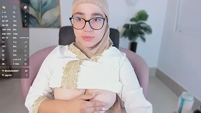 Ayha khalaf online show from 10-05-25, 01:18