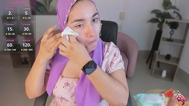 Ayha khalaf online show from 11-23-25, 01:04