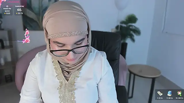 Ayha khalaf online show from 09-21-25, 01:33
