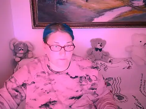 Marryllunax online show from 09-28-25, 06:04