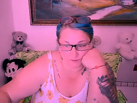 Marryllunax online show from 10-05-25, 07:15