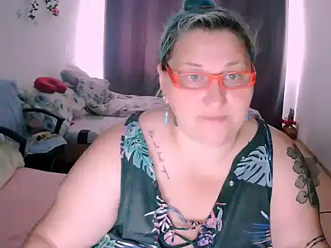 Marryllunax online show from 07-02-26, 09:26